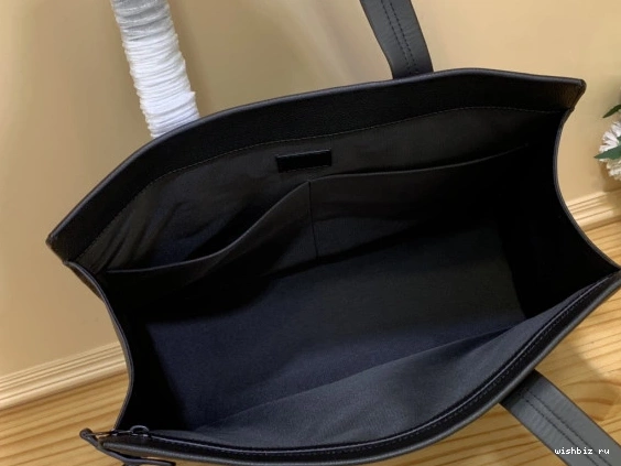 WIS VUITTON Aerogram LOUIS Tote  0306